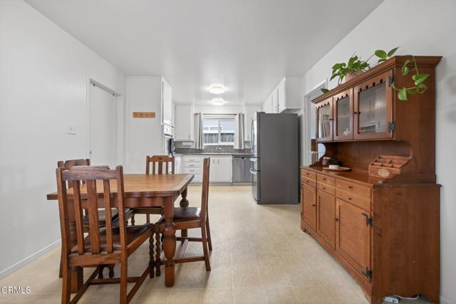 Detail Gallery Image 14 of 27 For 404 Mackay Ave, Ventura,  CA 93004 - 3 Beds | 2 Baths