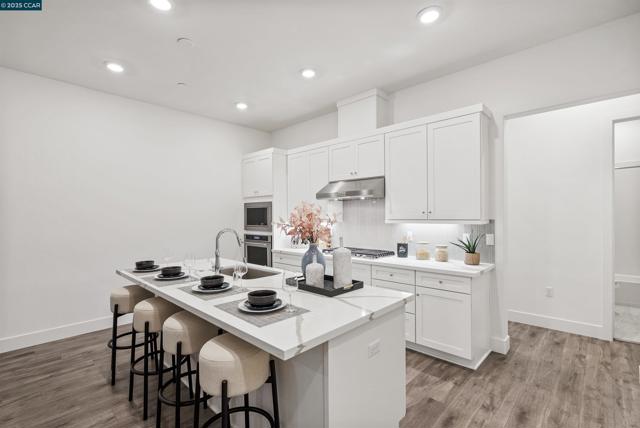 301 Stone Pine Terrace, Sunnyvale CA: https://media.crmls.org/mediaz/8eda0b15-0f7c-4980-aeb1-345311486be1.jpg