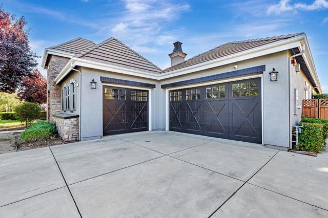325 Peebles Avenue, Morgan Hill CA: https://media.crmls.org/mediaz/8eda885f-5752-4914-aa9c-62eae7a6bccf.jpg