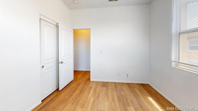 1866 E 12th ST, National City CA: https://media.crmls.org/mediaz/8edc23ba-edf5-4943-bb39-8ba5dbafbd13.jpg