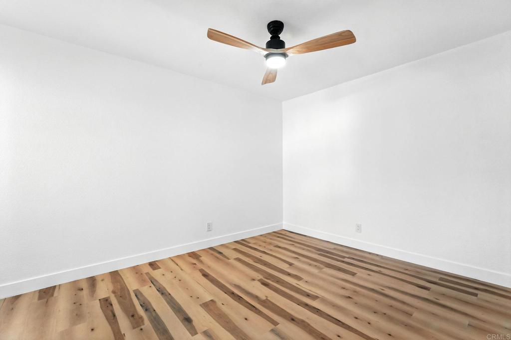 1817 Grand Avenue - photo 15