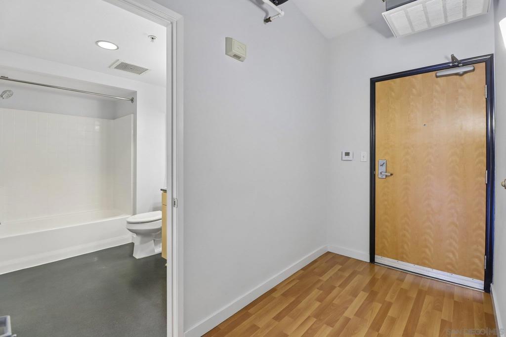 777 6th Avenue - photo 7