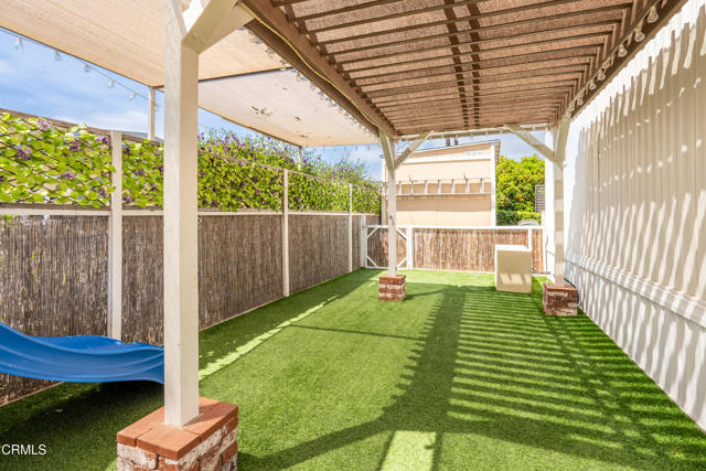 Detail Gallery Image 6 of 27 For 950 Woodland Ave #16,  Ojai,  CA 93023 - 2 Beds | 2 Baths