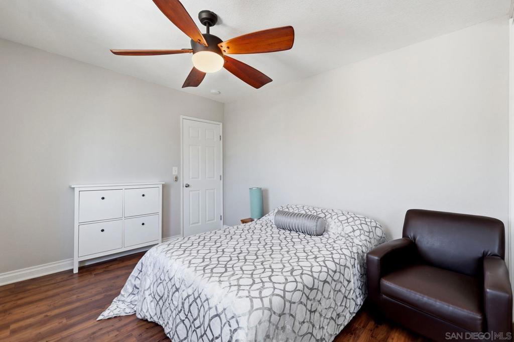 4747 Hamilton - photo 17