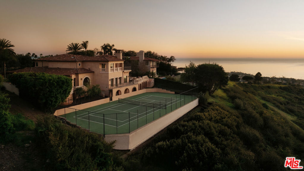 Picture of Palos Verdes Estates, CA 90274