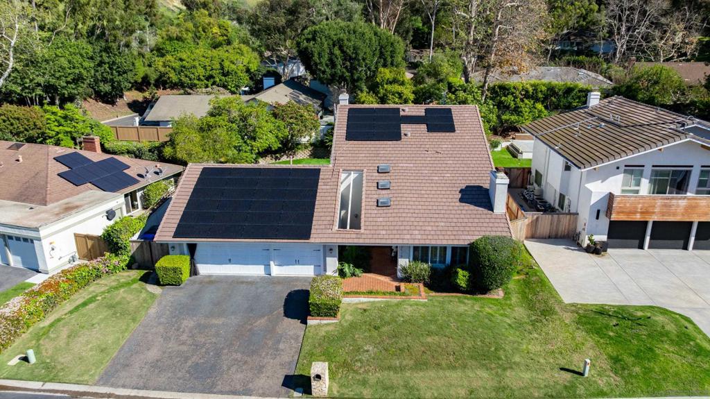 2518 Caminito La Paz