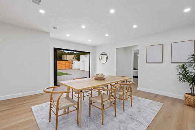 Image 10 of 34 For 6117 La Jolla Boulevard
