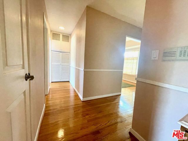 3230 Kelton Avenue, Los Angeles CA: https://media.crmls.org/mediaz/8ee04164-e806-4727-9ff5-e862f6aa3b62.jpg