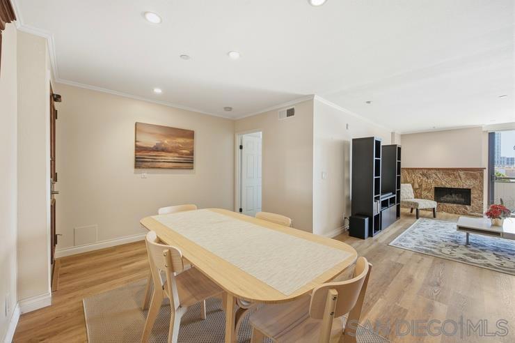 750 State St - photo 8
