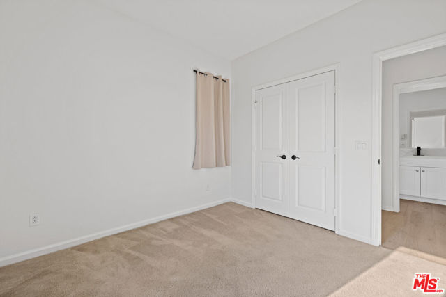 21749 Bene Drive, Santa Clarita CA: https://media.crmls.org/mediaz/8ee1a0f6-e390-4f28-9c50-f1a4340bc951.jpg