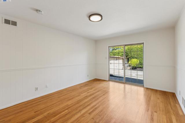 4190 Sharab Ct, Pleasanton CA: https://media.crmls.org/mediaz/8ee2b8a1-b3f8-4371-91ac-3bc1b1a12759.jpg