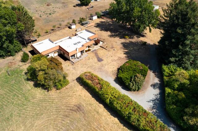96 Wheelock Road, Watsonville CA: https://media.crmls.org/mediaz/8ee2d356-7678-4331-a5c1-3ed68d69f95f.jpg