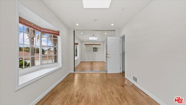 12440 Walsh Avenue, Los Angeles CA: https://media.crmls.org/mediaz/8ee31a99-43e6-41c2-8a5b-7965a15409df.jpg