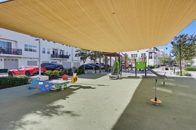 Detail Gallery Image 45 of 64 For 1455 Banahaw Way #6,  Chula Vista,  CA 91915 - 3 Beds | 2/1 Baths