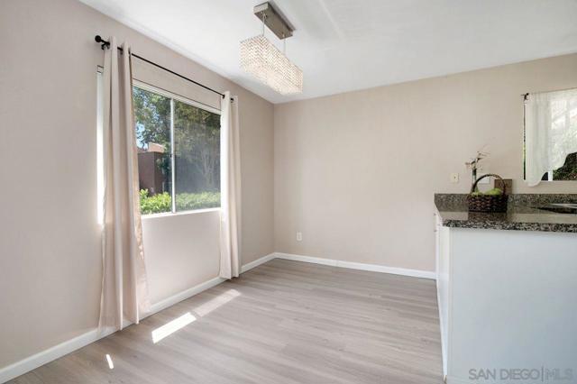 17105 W Bernardo Dr, San Diego CA: https://media.crmls.org/mediaz/8ee45c3d-a4b6-4ad1-ab85-f5ff0a79cc56.jpg