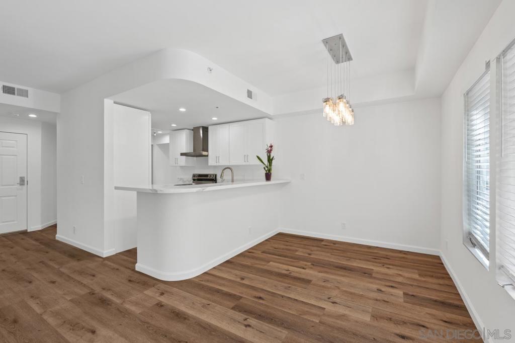 655 Columbia St - photo 9