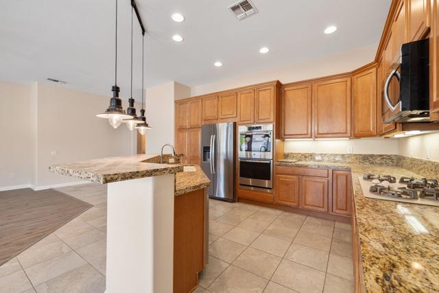 80598 Avenida San Felipe, Indio CA: https://media.crmls.org/mediaz/8ee67edd-82b4-4402-9998-bf5ded9dbe35.jpg