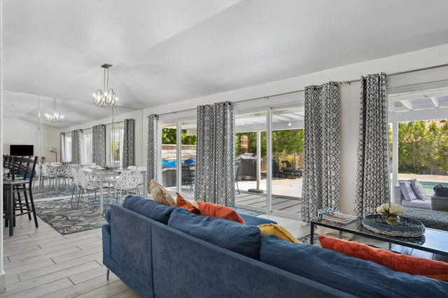 1479 E Francis Drive, Palm Springs CA: https://media.crmls.org/mediaz/8ee710b0-4270-4d58-a388-f2310848c8de.jpg