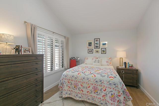 Detail Gallery Image 11 of 16 For 3272 via Alicante, La Jolla,  CA 92037 - 3 Beds | 2/1 Baths