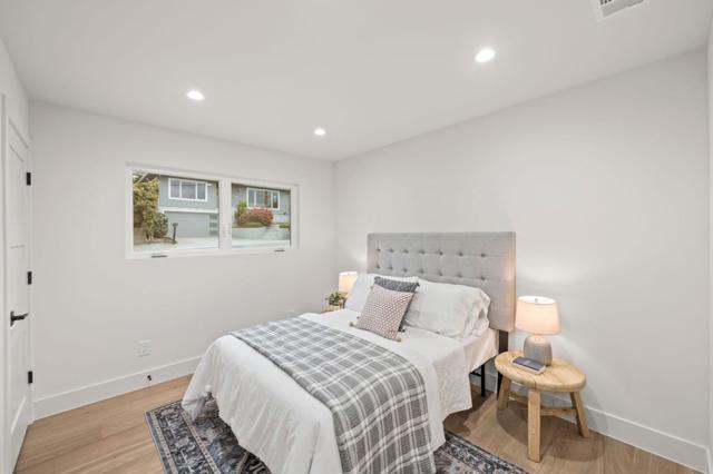 2009 Lyon Avenue, Belmont CA: https://media.crmls.org/mediaz/8ee7701b-57d1-4b71-a6d3-f1af1a552015.jpg