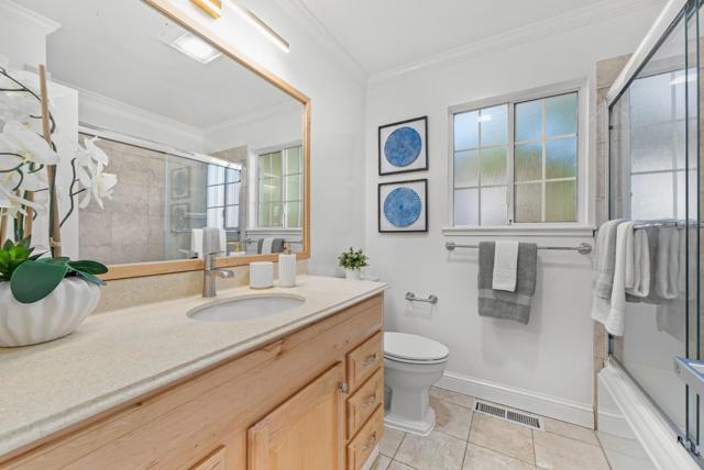 1416 S Mary Avenue, Sunnyvale CA: https://media.crmls.org/mediaz/8ee7820b-87cb-479f-ad6b-60ff46fed6c0.jpg
