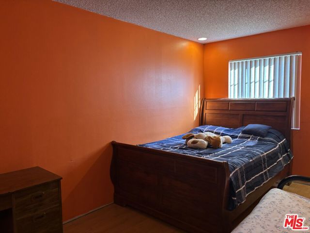 14411 Nordhoff Street, Panorama City CA: https://media.crmls.org/mediaz/8ee8a53c-8019-4a23-afc3-75ba8154423a.jpg