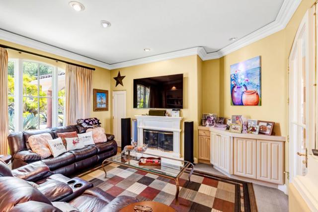 25548 Paseo De Cumbre, Monterey CA: https://media.crmls.org/mediaz/8ee8b507-79d0-4ab4-8192-91b0df2fd84e.jpg