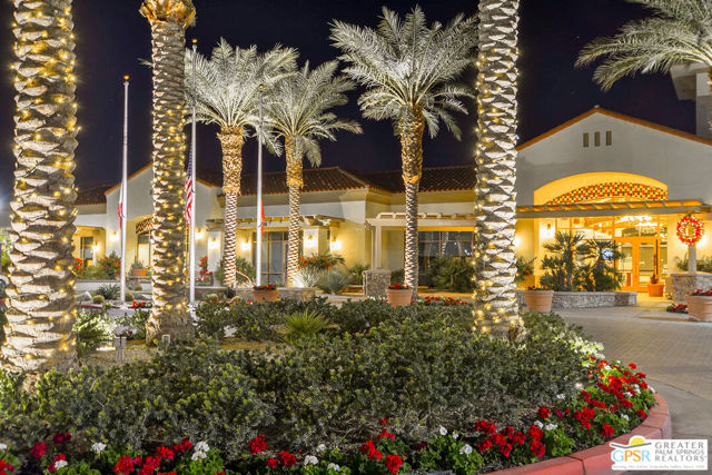 39220 Calle Negrete, Indio CA: https://media.crmls.org/mediaz/8ee94f92-64ef-4fee-a177-6bb74a6d0ab9.jpg