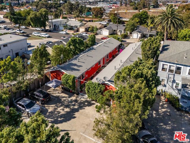 349 W Amar Street, San Pedro CA: https://media.crmls.org/mediaz/8ee98445-f8d8-4e3a-819e-3ead6ef0388a.jpg