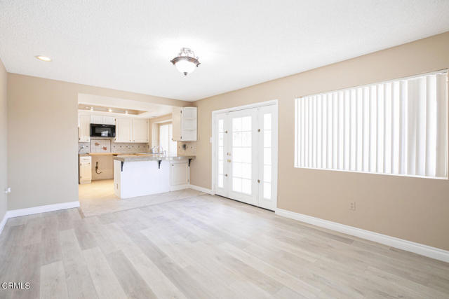 3831 E Ave T 8, Palmdale CA: https://media.crmls.org/mediaz/8eec8b5f-988e-4f73-9be1-8d3ead973dc7.jpg