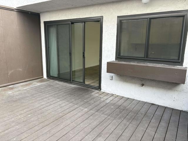 3823 Caminito Litoral, San Diego CA: https://media.crmls.org/mediaz/8eefffb3-5086-4cda-8529-136b3a15c3d6.jpg