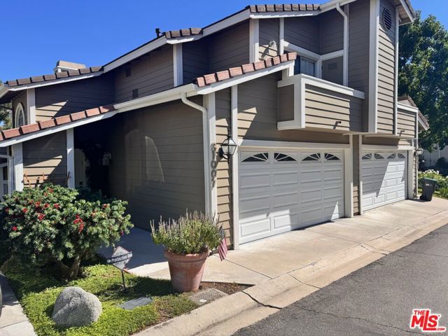 31007 Minute Man Way, Westlake Village CA: https://media.crmls.org/mediaz/8ef026bc-0297-4cd1-bc1f-d9d61a4341b4.jpg