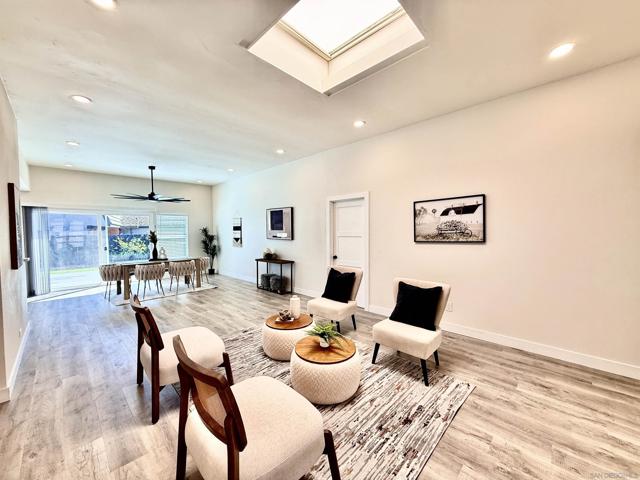8815 Jackie Dr, San Diego CA: https://media.crmls.org/mediaz/8ef0ce3b-9666-4ddb-9539-6cf21da64cf1.jpg