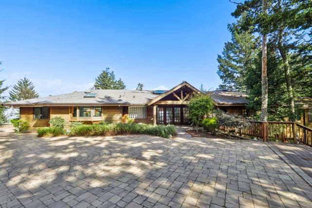 16501 Skyline Boulevard, Woodside CA: https://media.crmls.org/mediaz/8ef0d640-ad9a-4a59-bc12-fae581beaf45.jpg