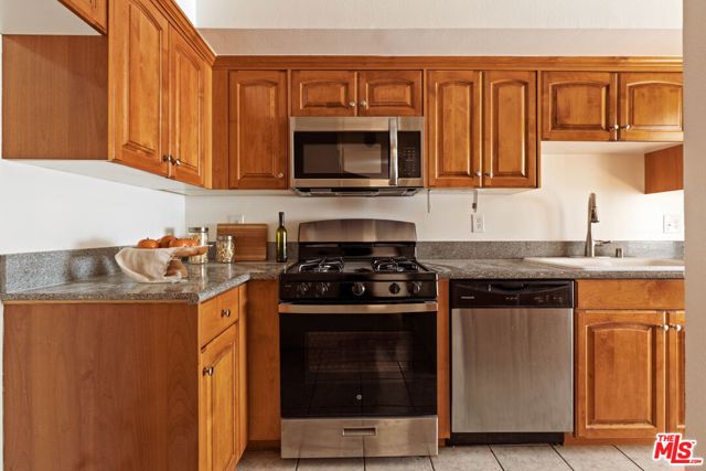 13030 Valleyheart Drive, 119 photo 5