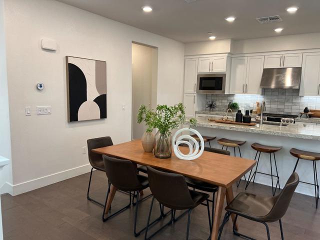 3839 Development Terrace, Fremont CA: https://media.crmls.org/mediaz/8ef28808-346e-45e0-84f5-5055541fa96e.jpg