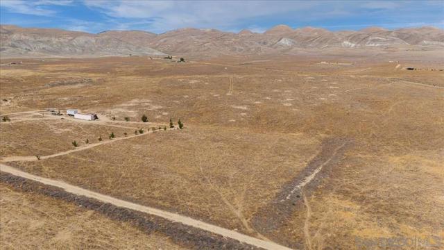 0 Baird Rd and Avila Trl, Santa Margarita CA: https://media.crmls.org/mediaz/8ef29c07-9cd8-4382-9842-12e99b8530ef.jpg