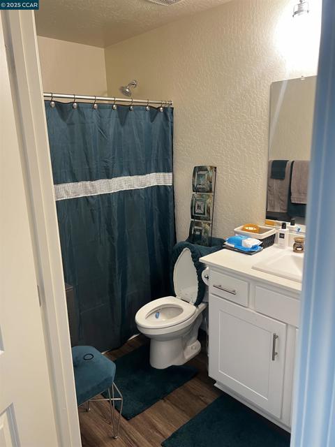627 Elizabeth Ct, Merced CA: https://media.crmls.org/mediaz/8ef331f7-04d1-4b50-bd85-ac090df43826.jpg