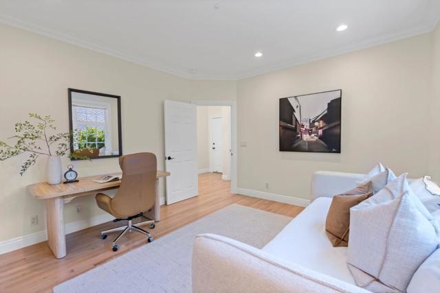 739 Oak View Way, Redwood City CA: https://media.crmls.org/mediaz/8ef3b14c-fd36-4f95-a286-3d5faa7bc29b.jpg