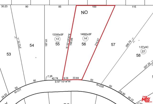 27081 Old Chimney Road, Malibu CA: https://media.crmls.org/mediaz/8ef42c1c-99fa-419a-9f85-320e9f0fdcf0.jpg