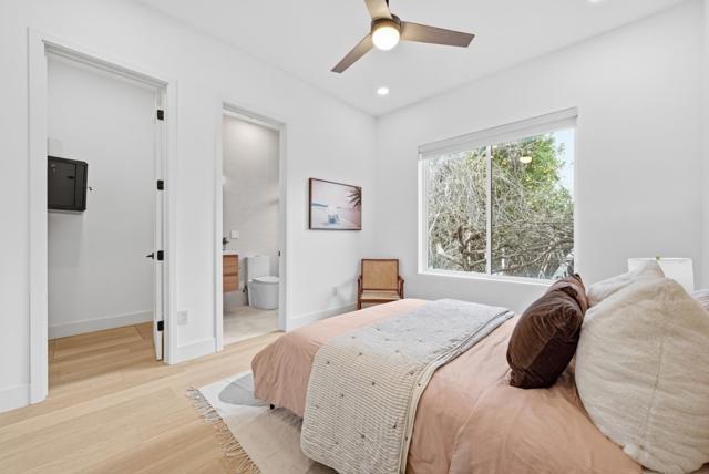 395 Martens Avenue, Mountain View CA: https://media.crmls.org/mediaz/8ef4a12d-9210-4fe9-a481-3031f3be4dc9.jpg