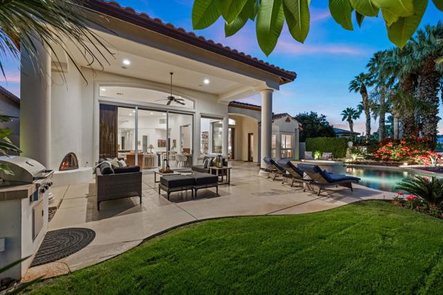 49606 Montana Way, La Quinta CA: https://media.crmls.org/mediaz/8ef5450d-6e94-489e-9cc0-987ca664472f.jpg