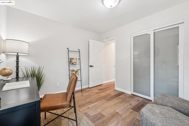1051 Kaski Ln, Concord CA: https://media.crmls.org/mediaz/8ef6e884-0ddb-46bd-aea1-7b215a02d2b2.jpg