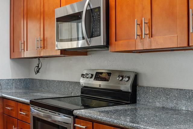 Detail Gallery Image 14 of 38 For 4849 Flying  Cloud Way, Carlsbad,  CA 92008 - 2 Beds | 2 Baths