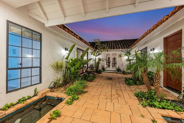 1761 Winterwarm Dr, Fallbrook CA: https://media.crmls.org/mediaz/8ef8383d-9b83-43d8-99d3-710fbfba7274.jpg
