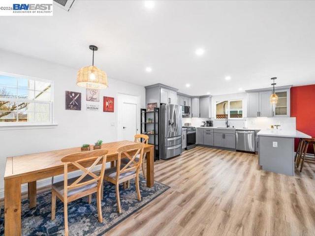 Image 17 of 60 For 1556 Wagoner Dr