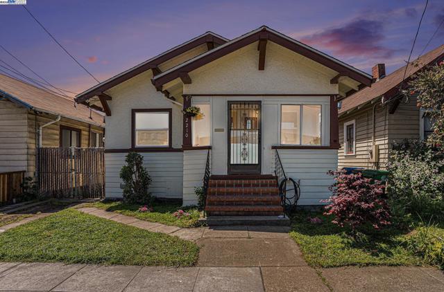 3 bedrooms and bonus sunroom