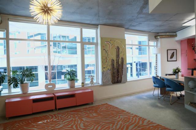 1080 Park Blvd, San Diego CA: https://media.crmls.org/mediaz/8ef9d39d-7015-4b91-85ba-6cf2bfa72a86.jpg