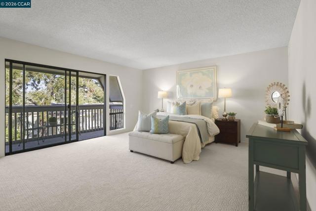 1525 Canyonwood Ct, Walnut Creek CA: https://media.crmls.org/mediaz/8efa0538-3710-4956-a99a-1dbe40b2a818.jpg