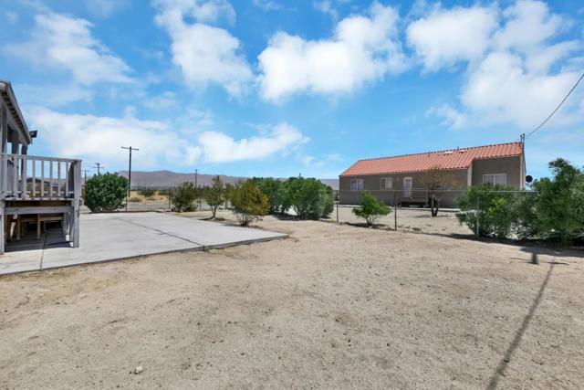 Image 22 of 27 For 16522 Mauna Loa Road